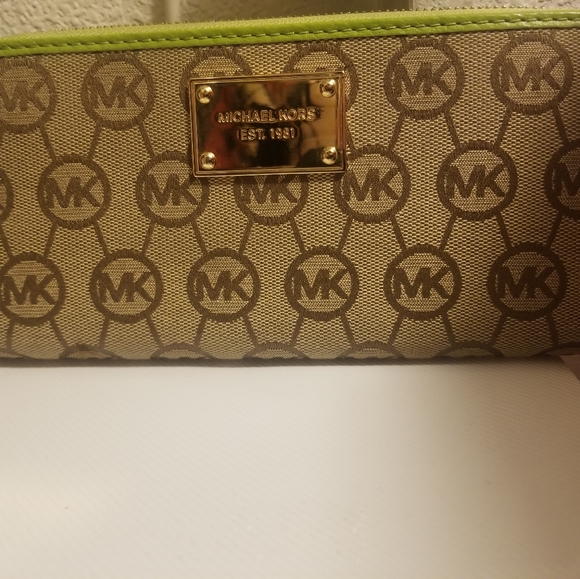 Wallet - Picture 3 of 3